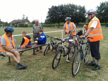 Tradičná ekumenická cyklotúra ( 4.) ,organizovaná predstavenstvom CZ Svätoplukovo k súsošiu Cyrila a Metora nad obcou Branč